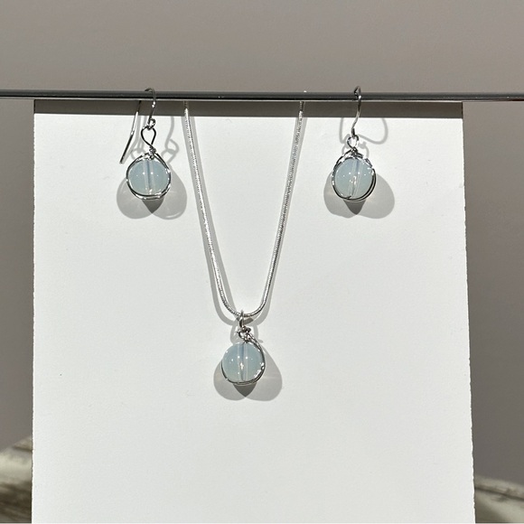 Opalite Earrings and Pendant Necklace Set - Picture 1 of 4
